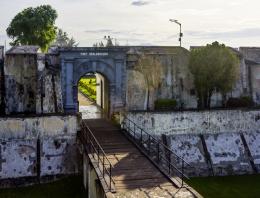 Fort Marlborough, Bengkulu Dikagumi Turis Mancanegara  