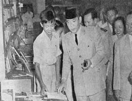Kisah Bung Karno yang Punya Hobi Menulis  